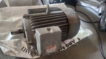Elektromotor mez 5,5 kw 2900ot