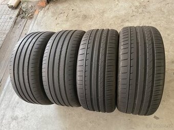 prodám letní pneumatiky 235/45/17 Falken a Goodyear sada