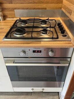 (ZAMLUVENO)Plynový sporák + el. trouba + digestoř Electrolux
