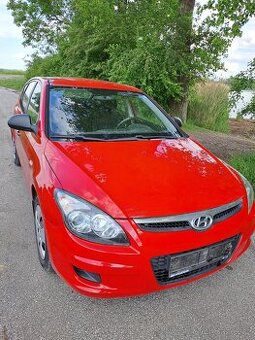 Hyundai i30 2010