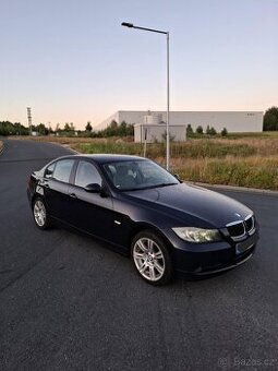 BMW E90 318i