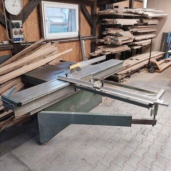 Formátovací pila Altendorf F90