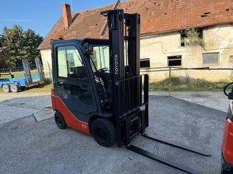 Vysokozdvižný vozík Toyota 15