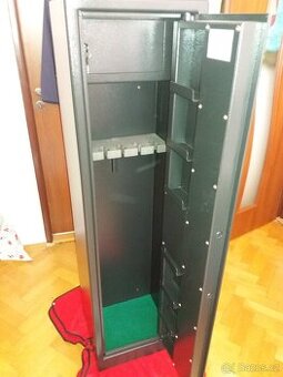 Prodám trezor na zbraně JUSTRA Z5-P