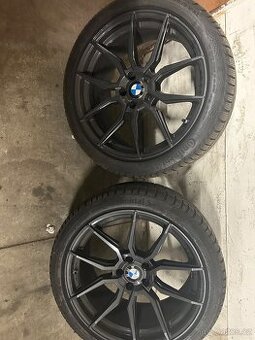 Bmw M8 zimní kompletní kola