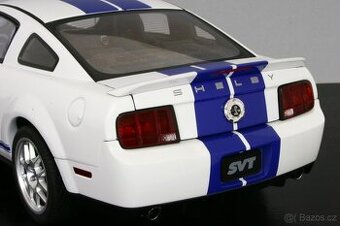 FORD Mustang Shelby Cobra GT500 Concept / AUTOart 1:18