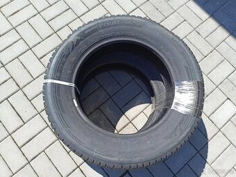 Prodám zimní pneu Hankook 215/65 R17