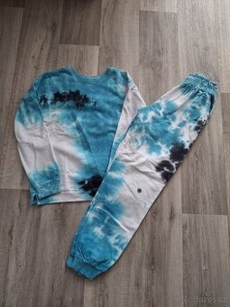 Batikovaná tepláková souprava