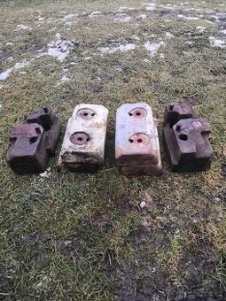 Přední závaží - cihličky