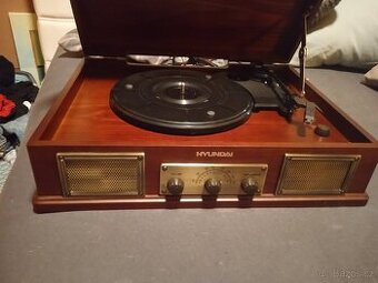 Prodam gramofon Huyndai , nový