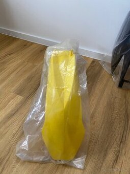 Enduro blatník Husaberg