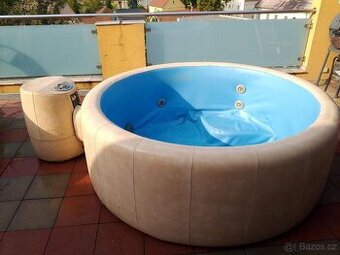 Prodám vířivku Softub T-140S