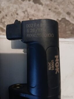 Zapalovací cívka NGK U5001