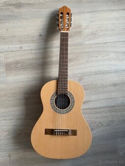 Dětská kytara Lusitana 1/2 s obalem