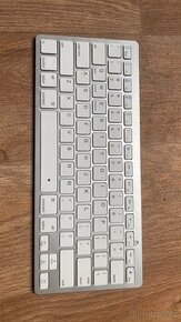 Bezdrátová klávesnice (malá )