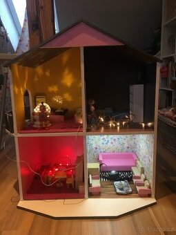 Domeček pro panenky