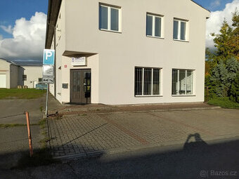 Pronájem komerčních prostor 147 m2, Pelhřimov