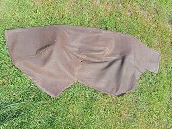 čalounění blatníku na Zetor 72.. pravé