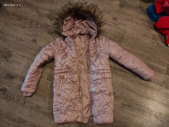 Dívčí zimní kabát vel. 134