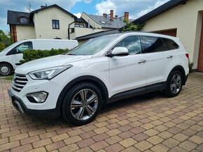 Hyundai Grand Santa Fe - DPH,7 míst,4x4,automat,tažné,servis