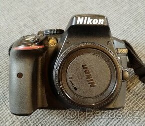 Nikon D5300 - GPS, WiFi
