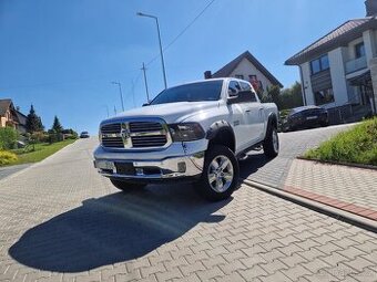 Dodge Ram 1500 5.7 HEMI V8 4x4 2015