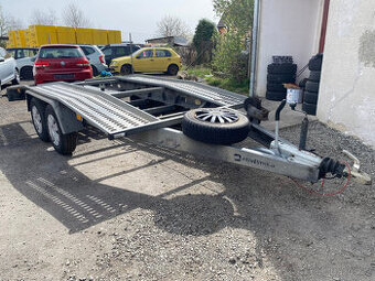 Podvalník zn.Rydwan,1 majitel,po velkém servisu.
