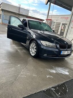 BMW e90 325i 160kw
