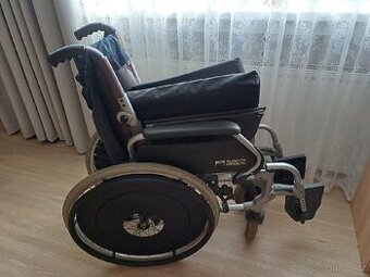 Invalidní křeslo - 1