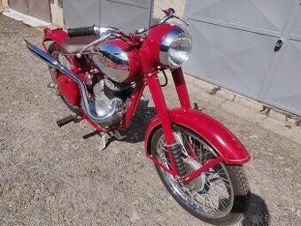 Jawa 250 Perák sport