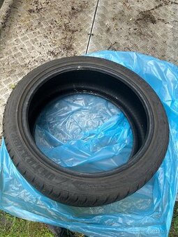 Zimní pneu 205/45/R18