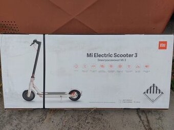 elektrokoloběžka Xiaomi Mi Electric Scooter3 - nová,zabalená - 1