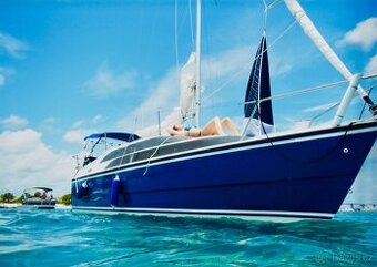 🛥️ Motorsailer MacGregor 26M – plachetnice + Mercury 80 HP