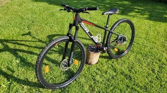 Superior SUP RACER DB 27.5, vidlice RockShox za 6 tis.Kč