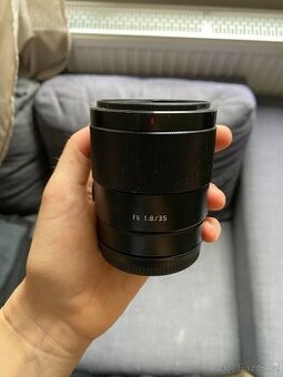 Objektiv Sony FE 35 mm f/1.8