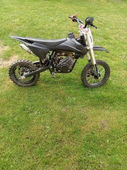 Mini roket 50ccm