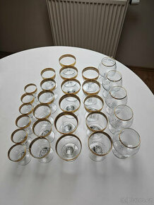 Sada ozdobných skleniček