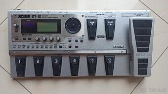 Prodám kytarový multiefekt BOSS GT-10