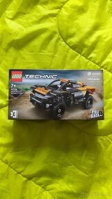 LEGO Technic NEOM McLaren Extreme E Team 42166