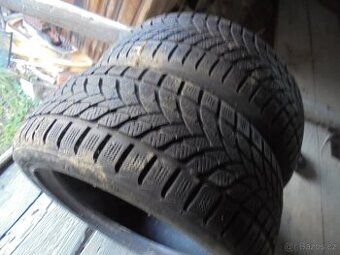 2ks zimní 195/50 R15 cena za obě