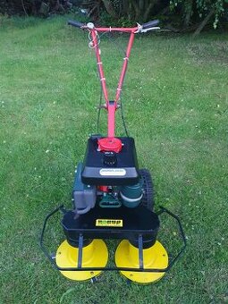 Prodám českou dvoububnovou sekačku  bdr 700, málo používaná