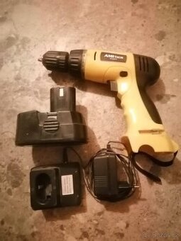 Akumulátorová vrtačka