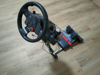 Herni volant Logitech PS3