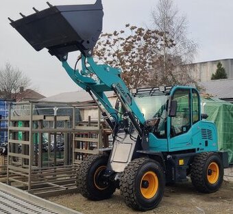 Kloubový nakladač, nakladač,nakladač4x4