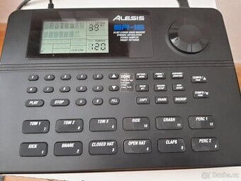 Alesis SR-16 přenosný bicí automat