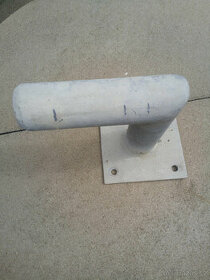 Anténní držák parabola konzole