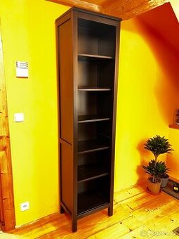 Knihovna IKEA Hemnes