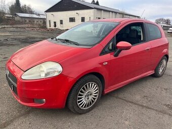 Prodam Fiat Punto 1.4i 90PS, 6q, pojizdne