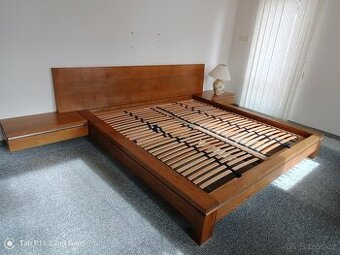 Prodám manželskou postel