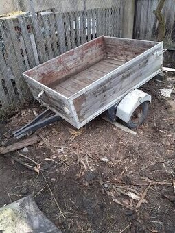 Prodám vozík za auto.